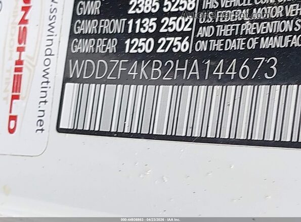 WDDZF4KB2HA144673 2017 MERCEDES-BENZ E-CLASS Черный Вид подкапотного пространства