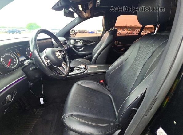 WDDZF4KB2KA573612 2019 MERCEDES-BENZ E Black Widok wnętrza z tyłu