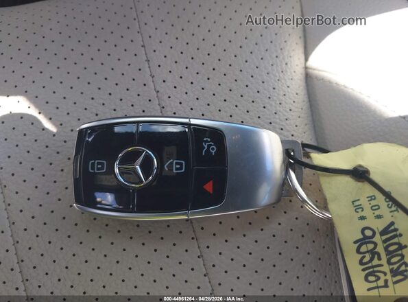 WDDZF4KB3HA018287 2017 MERCEDES-BENZ E-CLASS Белый Вид панели приборов