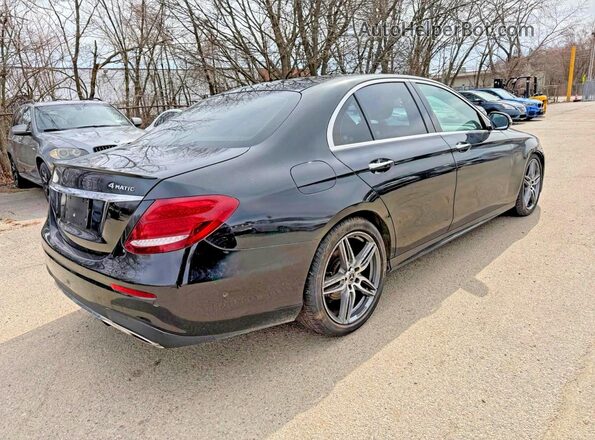 WDDZF4KB8KA573789 2019 MERCEDES-BENZ E Black Delantero derecho