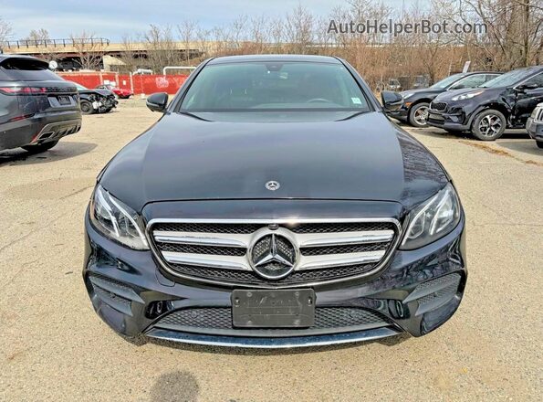 WDDZF4KB8KA573789 2019 MERCEDES-BENZ E Black Vista interior trasera