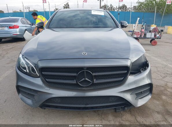 WDDZF6JB8KA498010 2019 MERCEDES-BENZ E-CLASS Серый Вид задней части салона