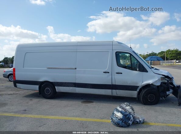 WDRPF1CD4KP157767 2019 FREIGHTLINER SPRINTER 2500 White Панорамний вид салону 360°