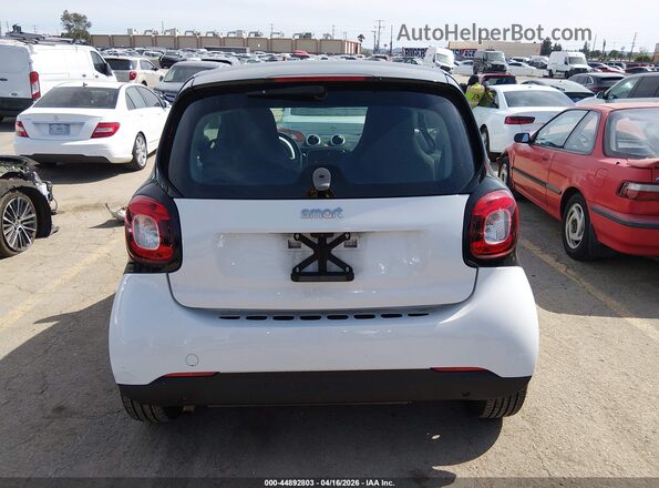 WMEFJ5DA6GK071985 2016 SMART FORTWO White 