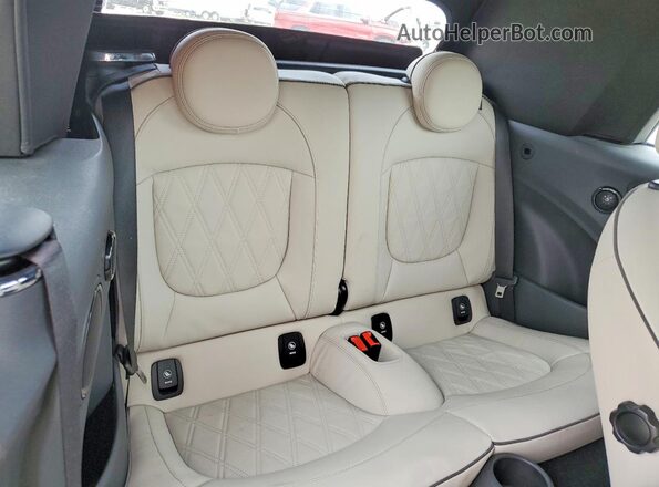 WMW43DL07R3R89967 2024 MINI COOPER Зеленый Вид задних сидений
