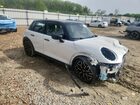 2026 Mini Cooper S White vin: WMW53GD03T2Y08655 Damage: Right Fender Flare, Broken, Replacement Required