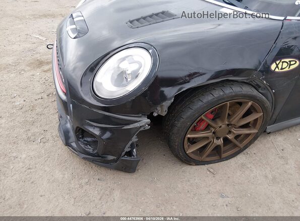 WMWXM9C5XHT997241 2017 MINI HARDTOP Черный Вид спереди