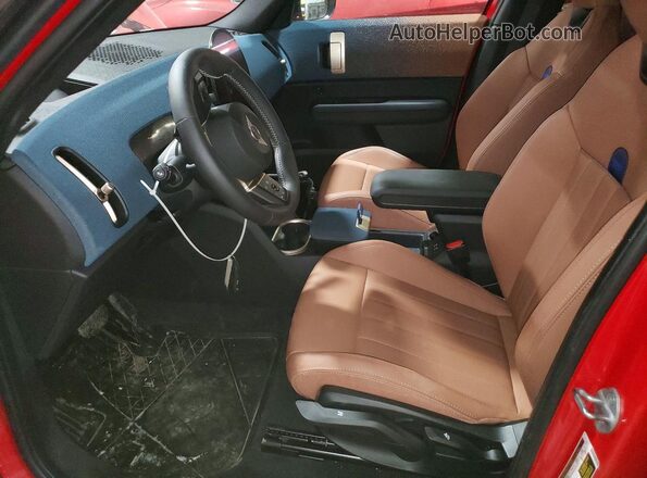 WMZ23GA09S7S76839 2025 MINI COUNTRYMAN Красный Вид салона спереди
