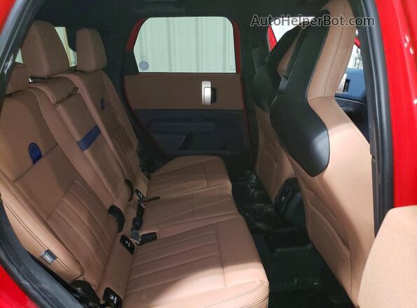 WMZ23GA09S7S76839 2025 MINI COUNTRYMAN Красный Вид задней части салона