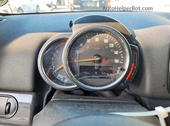 WMZYS7C31J3F44389 2018 MINI COOPER Белый Вид щитка приборов