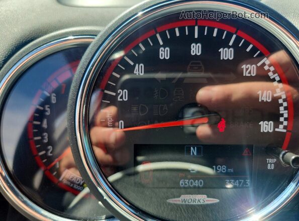 WMZYV9C36J3B92171 2018 MINI COOPER Серый Вид щитка приборов