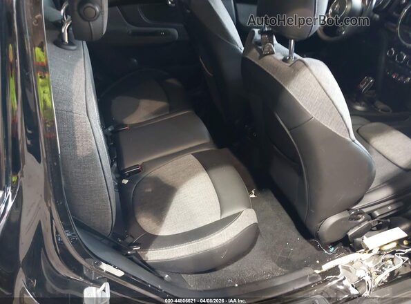 WMZYX1C01L3L63992 2020 MINI COUNTRYMAN Black Widok naklejki z numerem VIN
