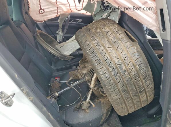 WP0AA2A72GL000082 2016 PORSCHE PANAMERA Белый Вид задних сидений