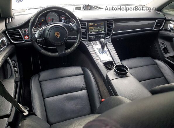 WP0AB2A79GL050538 2016 PORSCHE PANAMERA Black Widok deski rozdzielczej