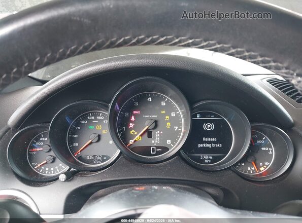 WP1AA2A2XHKA82816 2017 PORSCHE CAYENNE Black Вид задніх сидінь