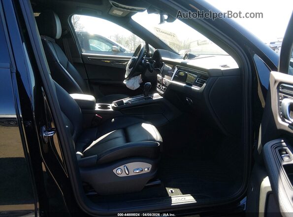 WP1AA2A57RLB00971 2024 PORSCHE MACAN Черный Вид салона спереди