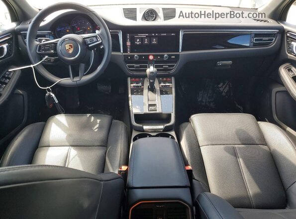 WP1AA2A57SLB04606 2025 PORSCHE MACAN Серый Вид панели приборов