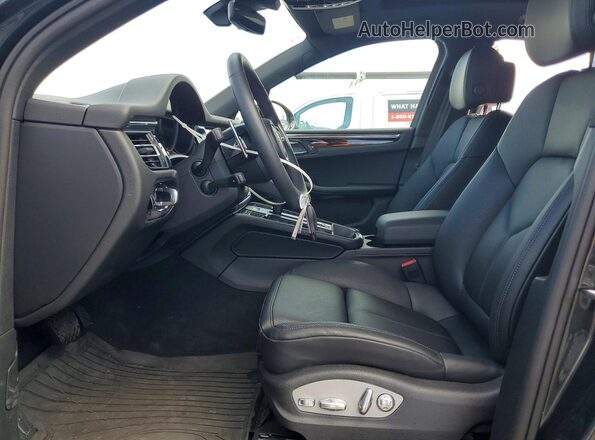 WP1AA2A59TLB00364 2026 PORSCHE MACAN Серый Вид салона спереди