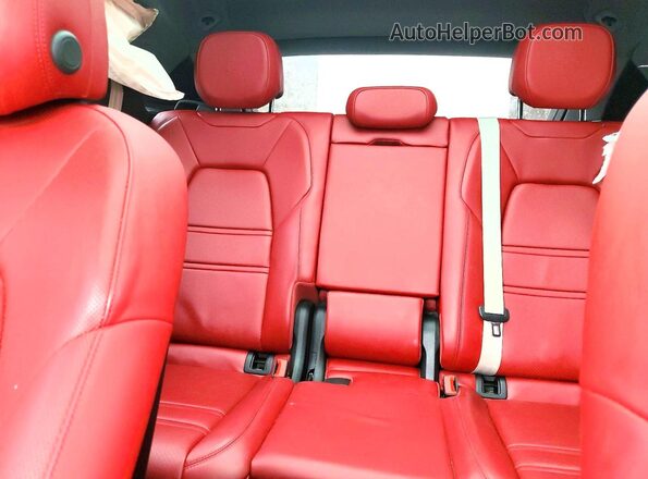 WP1AA2AY0PDA08733 2023 PORSCHE CAYENNE Черный Вид задних сидений