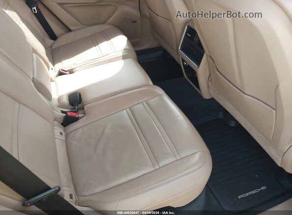 WP1AA2AY1KDA04828 2019 PORSCHE CAYENNE Черный Вид наклейки с VIN-кодом