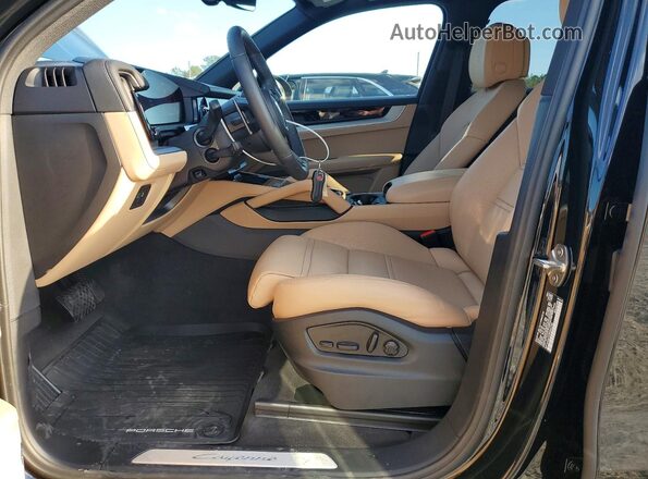 WP1AA2AY2SDA06765 2025 PORSCHE CAYENNE Черный Вид салона спереди