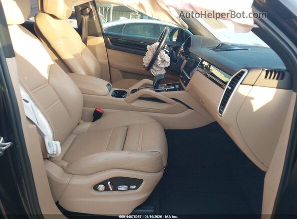 WP1AA2AY4MDA00792 2021 PORSCHE CAYENNE Black Front interior view