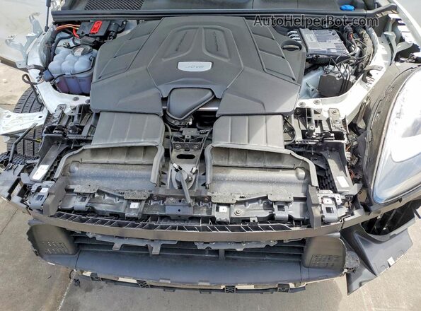 WP1AA2AY4PDA10498 2023 PORSCHE CAYENNE White ძრავის განყოფილების ხედი