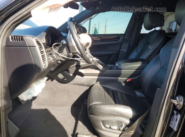 WP1AA2AY7LDA08867 2020 PORSCHE CAYENNE Синий Вид салона спереди