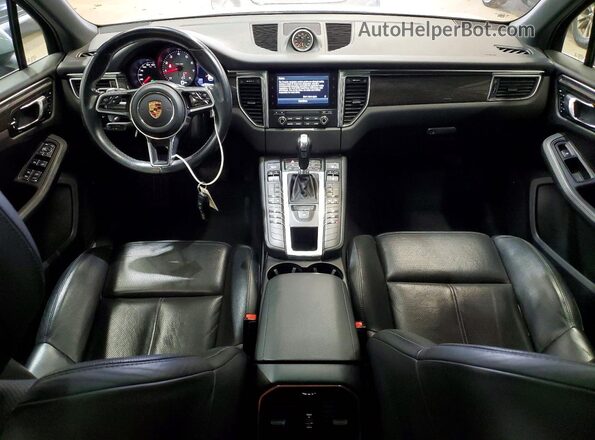 WP1AB2A53HLB17200 2017 PORSCHE MACAN Серебряный Вид панели приборов