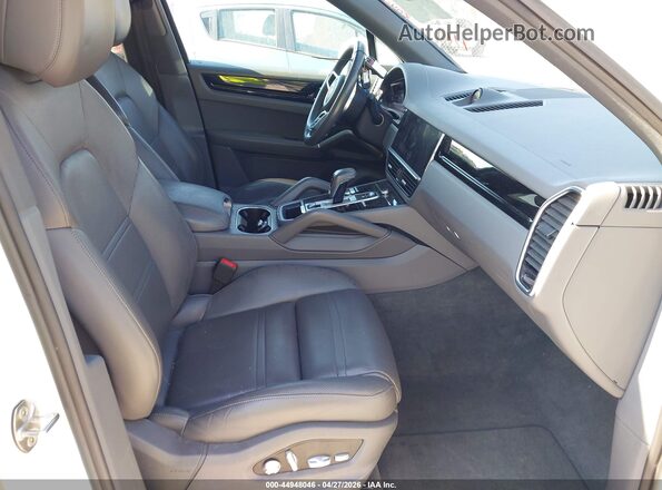 WP1AB2AY6KDA63788 2019 PORSCHE CAYENNE White Vista interior delantera