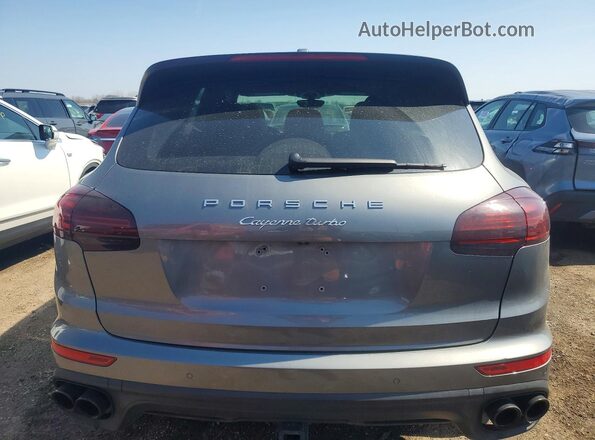 WP1AC2A2XHLA93027 2017 PORSCHE CAYENNE Silver Вид ззаду