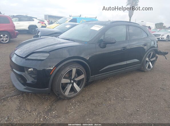 WP1AD2XA1SL077864 2025 PORSCHE MACAN Черный Передняя левая четверть