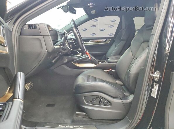 WP1BK2AY2RDA72499 2024 PORSCHE CAYENNE Black Widok wnętrza z przodu