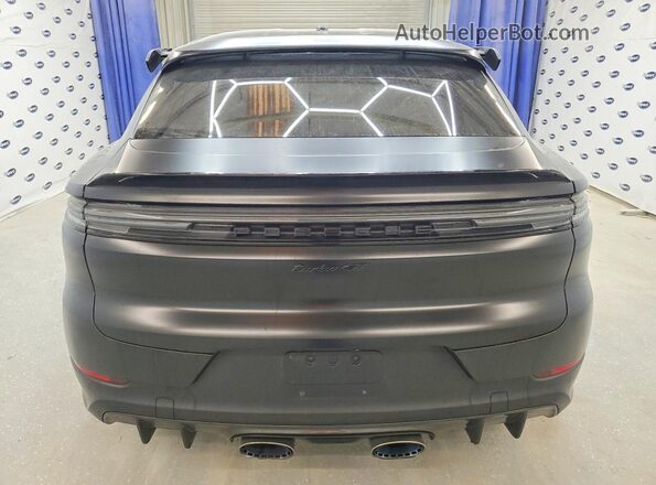 WP1BK2AY2RDA72499 2024 PORSCHE CAYENNE Black Widok z tyłu