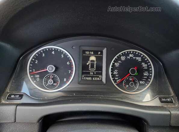 WVGAV7AX9GW607205 2016 VOLKSWAGEN TIGUAN Белый Вид щитка приборов