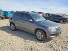 2016 Volkswagen Tiguan S Серый vin: WVGAV7AXXGW514144