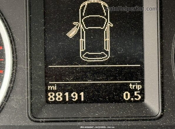WVGBV7AX1HK026441 2017 VOLKSWAGEN TIGUAN Черный Вид задних сидений