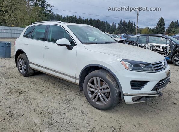 WVGEF9BP9GD010835 2016 VOLKSWAGEN TOUAREG Белый Передняя правая четверть