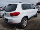 2017 Volkswagen Tiguan 2.0t Wolfsburg Edition White vin: WVGSV7AX2HK012287