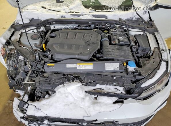 WVWH87CD7NW145463 2022 VOLKSWAGEN GTI White Widok wnętrza z tyłu