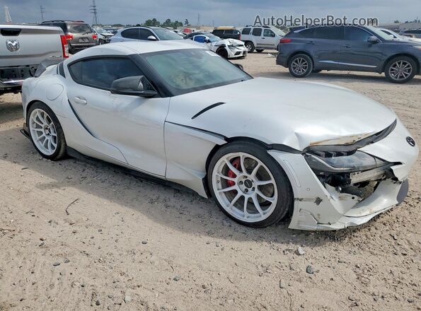 WZ1DB0C07MW042001 2021 TOYOTA GR White Przód prawy