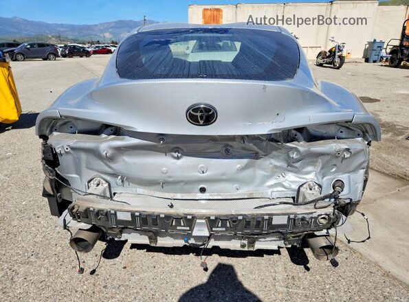 WZ1DB0C08NW047208 2022 TOYOTA GR Silver Vista trasera