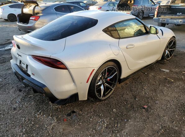 WZ1DB4C01LW024132 2020 TOYOTA SUPRA White Trasero derecho