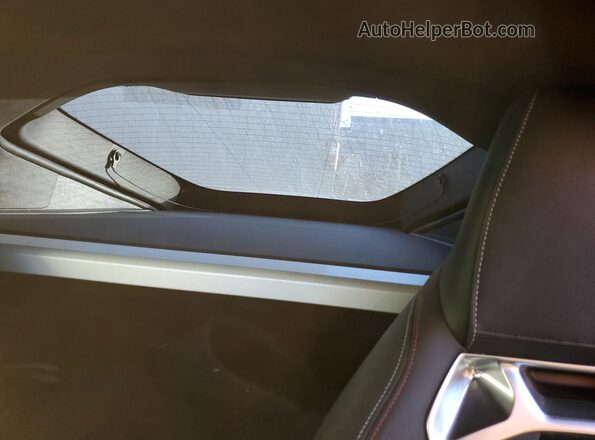 WZ1DB4C01LW024132 2020 TOYOTA SUPRA White Vista de los asientos traseros