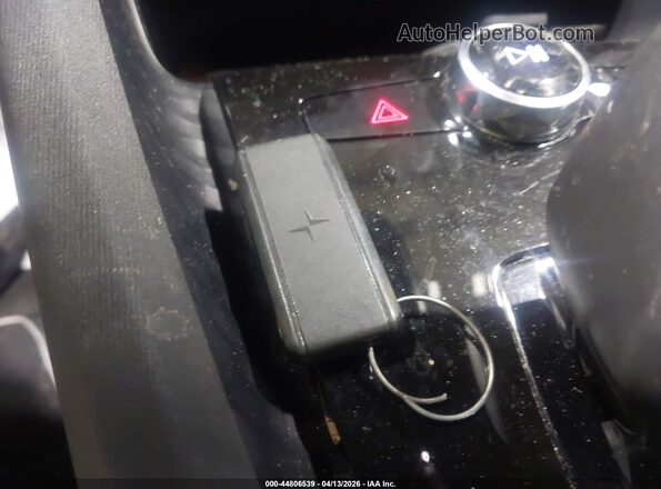 YSMFD3KA0RL232751 2024 POLESTAR 2 Blue Widok deski rozdzielczej