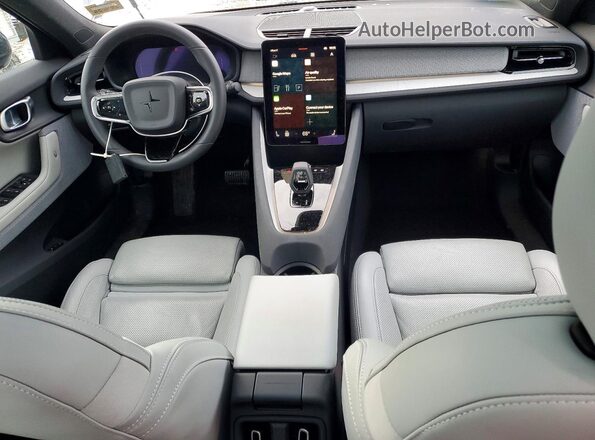 YSMFD3KA9RL217827 2024 POLESTAR 2 Charcoal Widok deski rozdzielczej