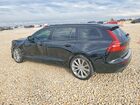 2021 Volvo V60 T5 Momentum Black vin: YV1102EK2M2430224