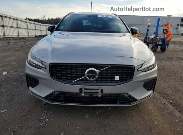 YV1H60EP1R1633552 2024 VOLVO V60 Серебряный Вид спереди