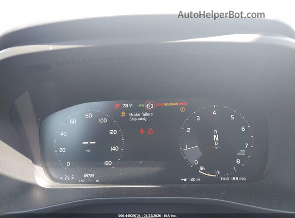 YV4162XZ0K2013676 2019 VOLVO XC40 White Vista de los asientos traseros