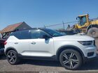 2019 Volvo Xc40 T5 Momentum/t5 R-design White vin: YV4162XZ0K2013676